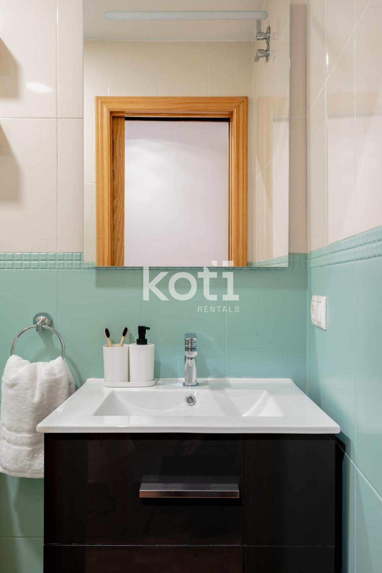 Koti Rentals - Sandy Beach Apartment Fuengirola Luaran gambar